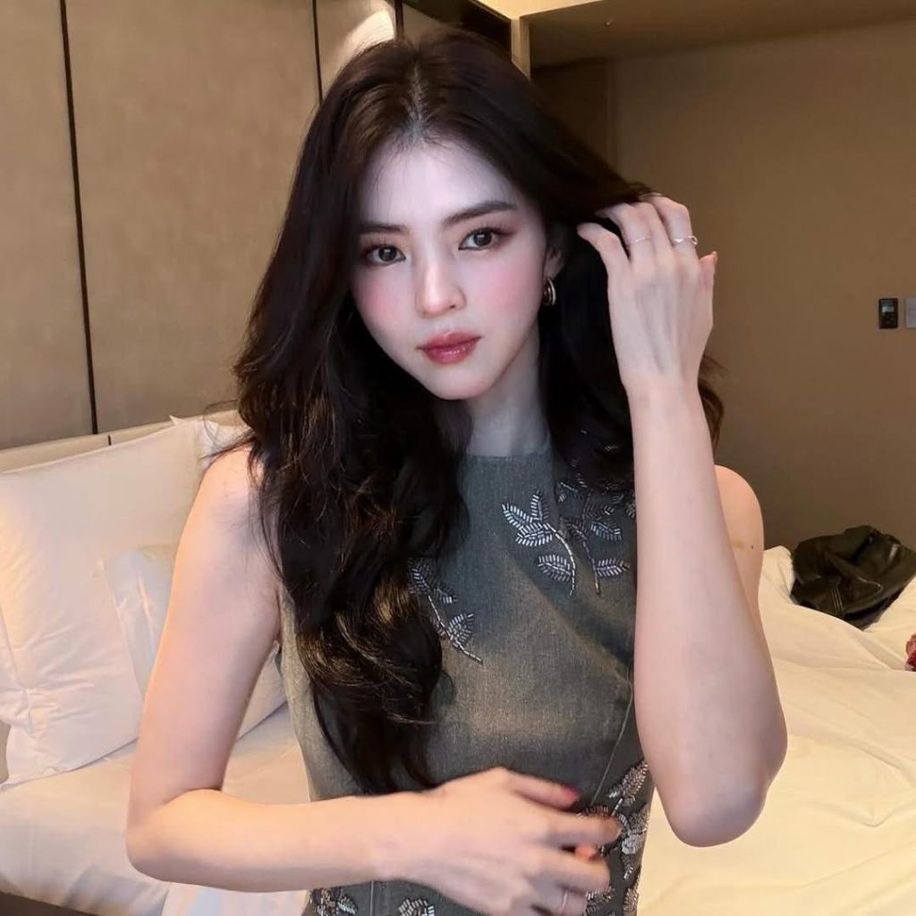 韓國人氣演員光影之間的韓韶禧在Dior 韓國人氣演員光影之間的韓韶禧在Dior