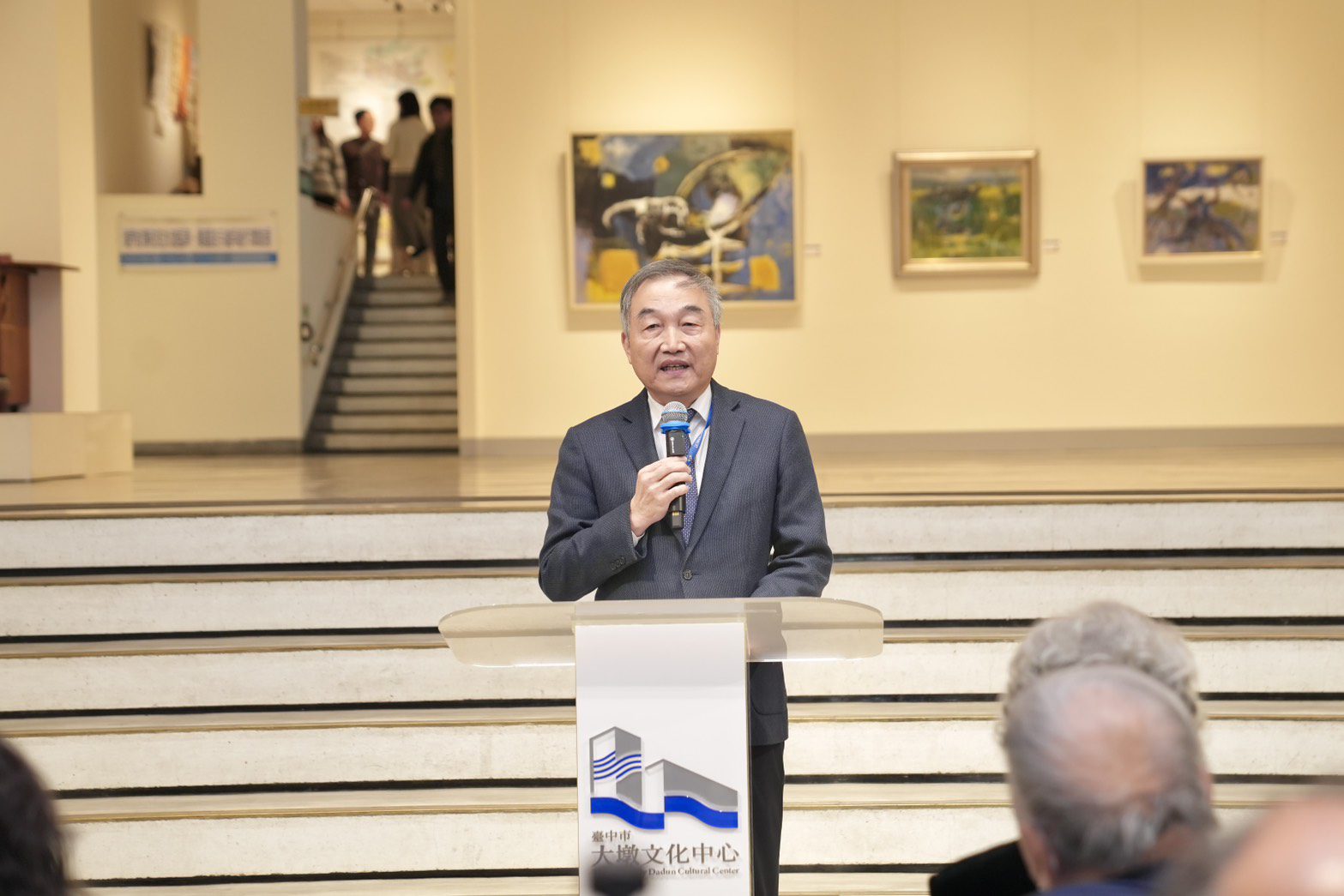 陳銀輝遺作〈醒〉首度曝光 女兒策展承續藝脈 紀念展台中開幕 陳銀輝遺作〈醒〉首度曝光 女兒策展承續藝脈 紀念展台中開幕