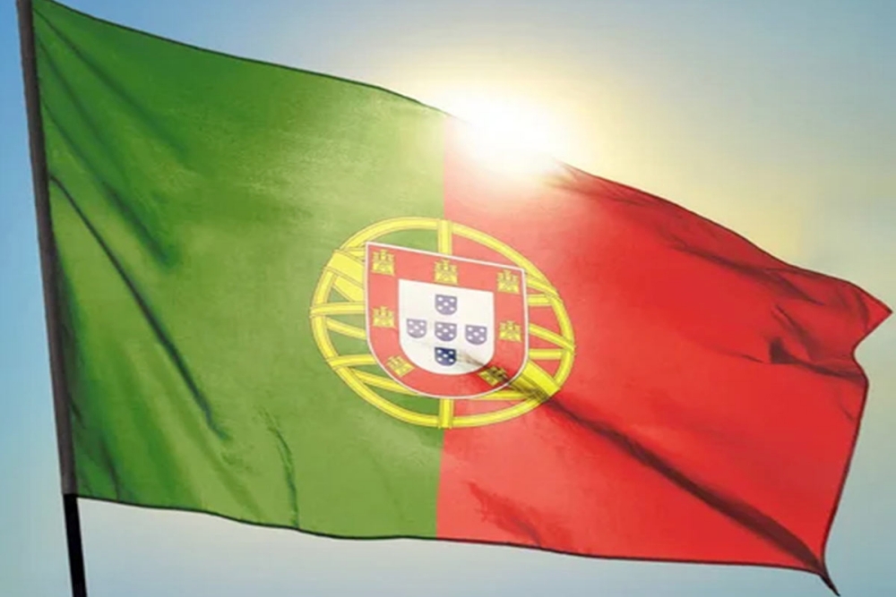 跨越三十六載的全球布局見證者:從南非代表處到歐盟黃金簽證與投資護照的專業深耕 4 02%E5%BE%9E%E5%8D%97%E9%9D%9E%E4%BB%A3%E8%A1%A8%E8%99%95%E5%88%B0%E6%AD%90%E7%9B%9F%E9%BB%83%E9%87%91%E7%B0%BD%E8%AD%89%E8%88%87%E6%8A%95%E8%B3%87%E8%AD%B7%E7%85%A7%E7%9A%84%E5%B0%88%E6%A5%AD%E6%B7%B1%E8%80%95