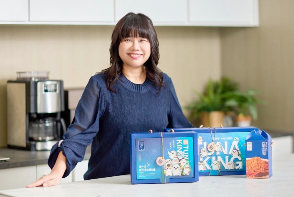 守護鮪魚極鮮時刻 政澄水產讓台灣鱻味登上國際舞台 6 03%E6%B4%AA%E6%85%A7%E6%83%A0%E7%B8%BD%E7%B6%93%E7%90%86%E5%A0%85%E6%8C%81%E3%80%8C%E5%89%B5%E9%80%A0%E9%AE%AA%E9%AD%9A%E7%94%A2%E5%93%81%E7%9A%84%E6%9C%80%E9%AB%98%E6%A8%99%E6%BA%96%E3%80%8D