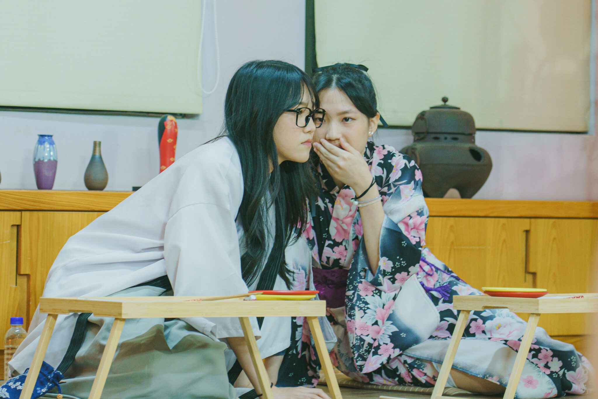 女廁血跡成謎揭青春祕密解謎 引導觀眾走進青春裡最難啟齒的角落