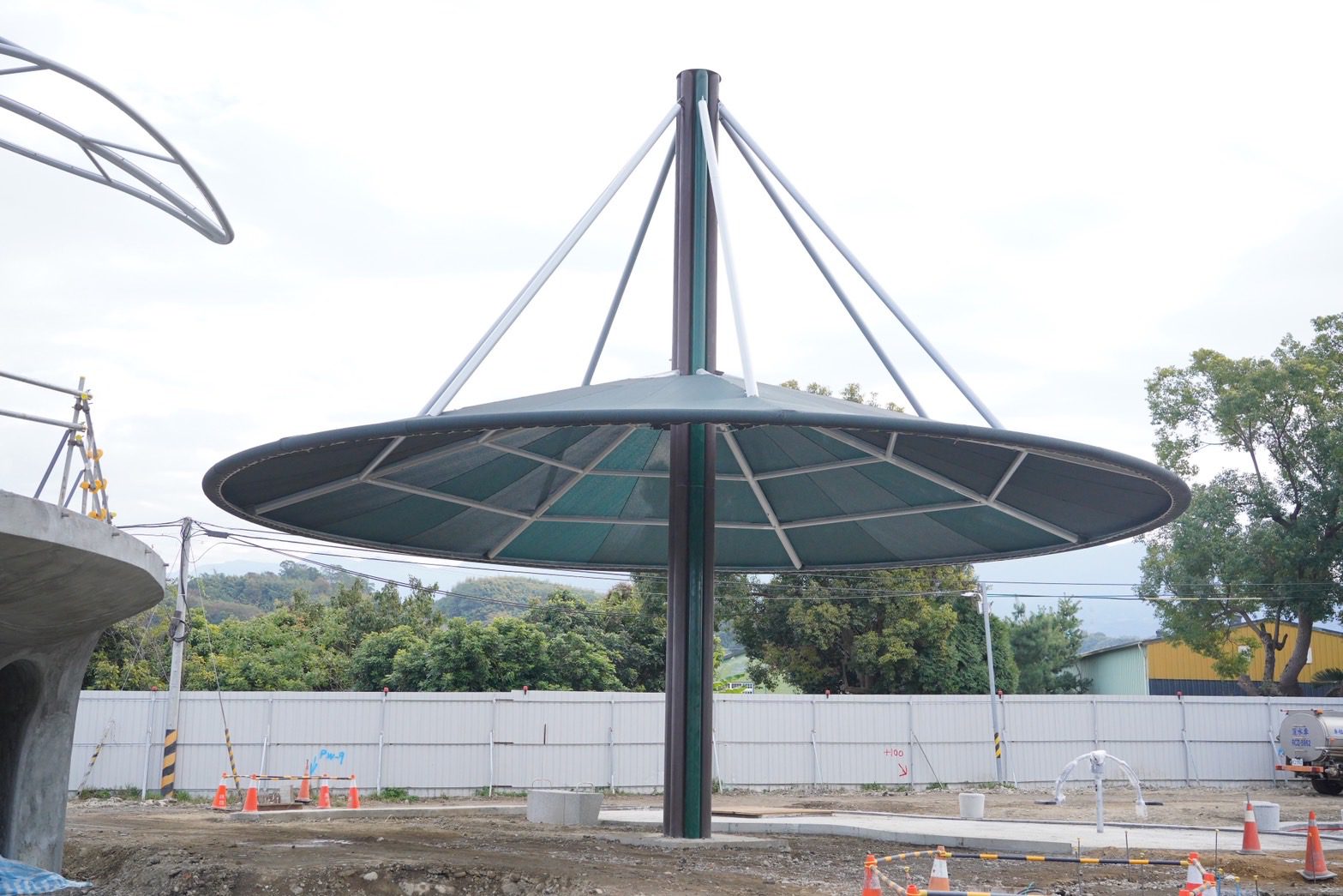 「全國首座」! 東勢獨角仙生態公園成形 建設局長:進度破8成、力拼4月啟用 「全國首座」! 東勢獨角仙生態公園成形 建設局長:進度破8成、力拼4月啟用