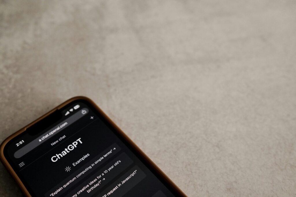 AI 界的「復仇者聯盟」橫空出世！ 矽谷最狂獨角獸 Genspark 殺進亞洲 整合 70 款大模型、連「代打辭職電話」都能辦到