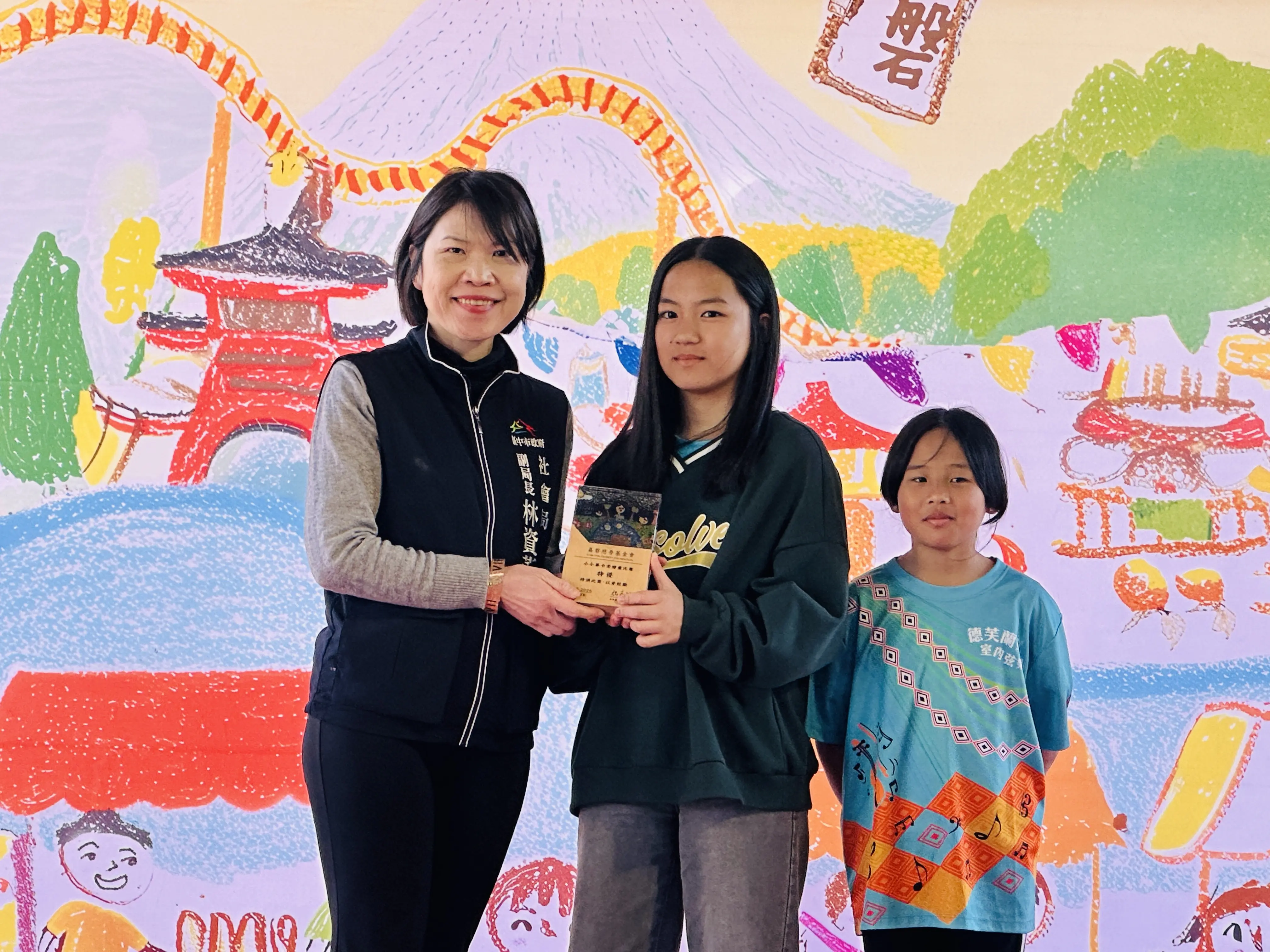 嘉磐2026公益園遊會溫馨登場 中市社會局:感謝一同陪伴孩子築夢未來 嘉磐2026公益園遊會溫馨登場 中市社會局:感謝一同陪伴孩子築夢未來