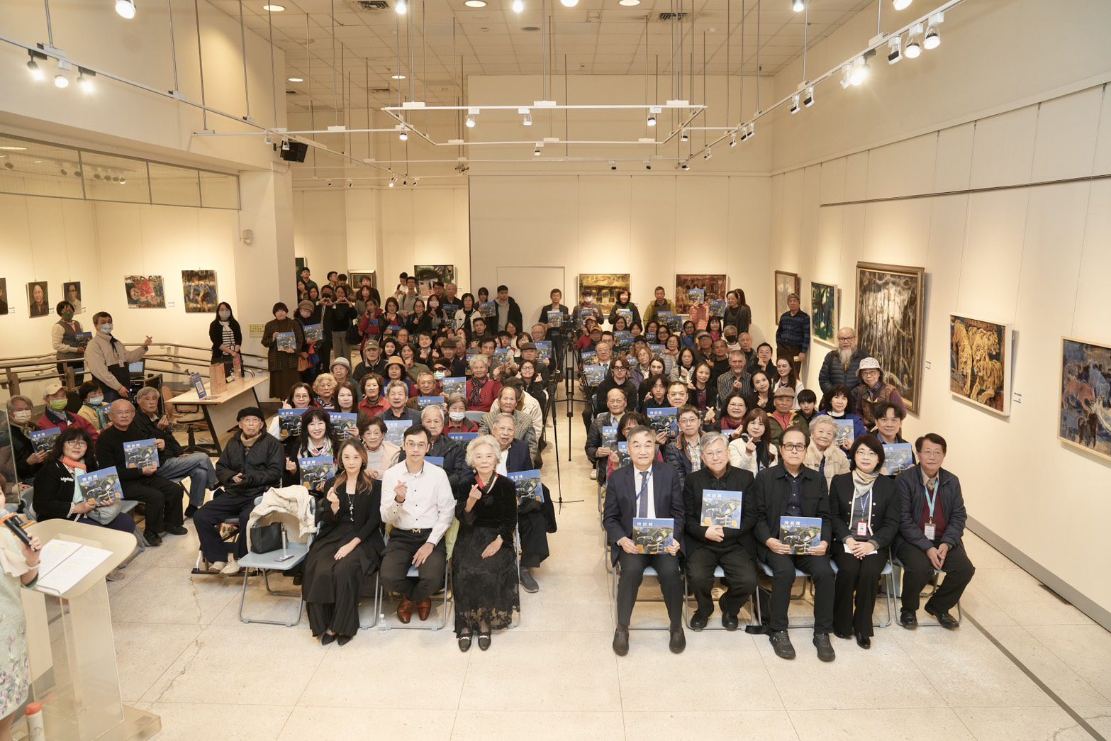 陳銀輝遺作〈醒〉首度曝光 女兒策展承續藝脈 紀念展台中開幕 陳銀輝遺作〈醒〉首度曝光 女兒策展承續藝脈 紀念展台中開幕