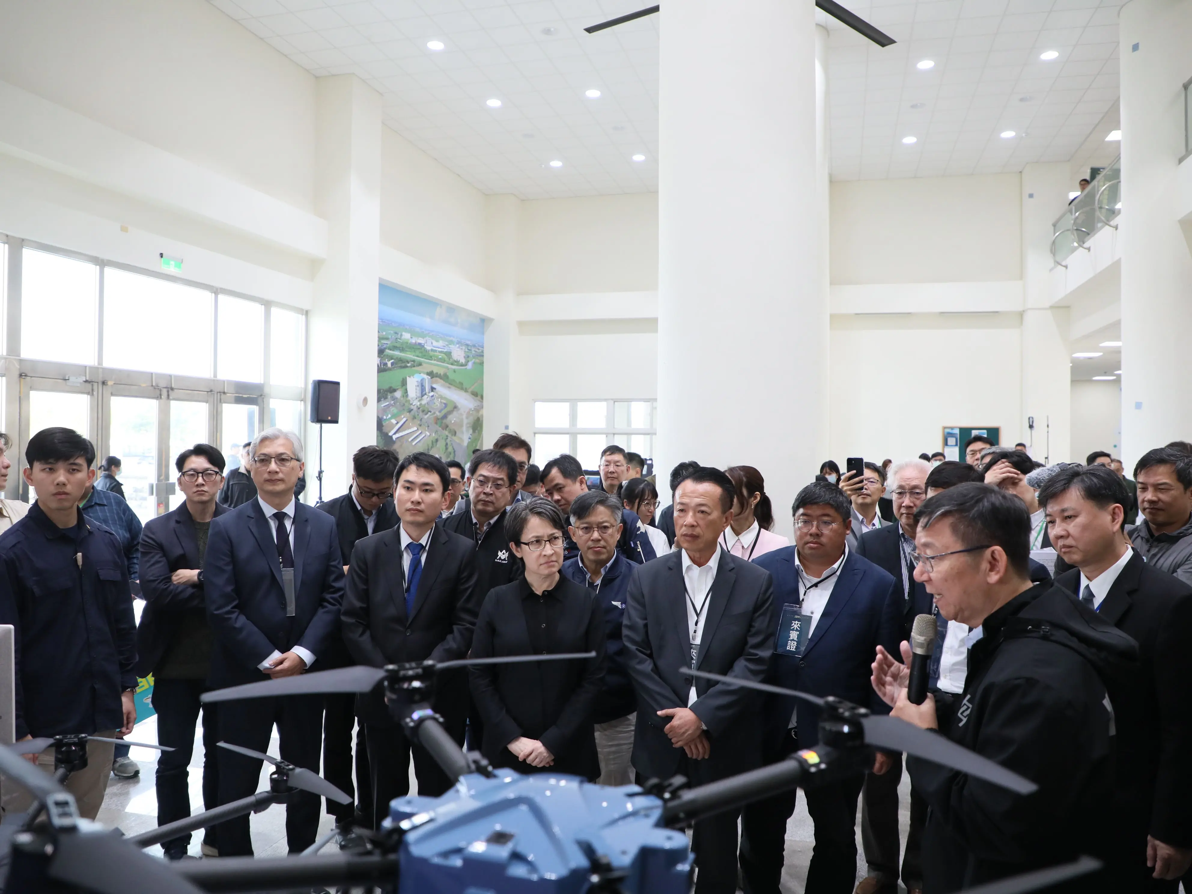 副總統蕭美琴再度訪視亞創中心　無人機國家隊