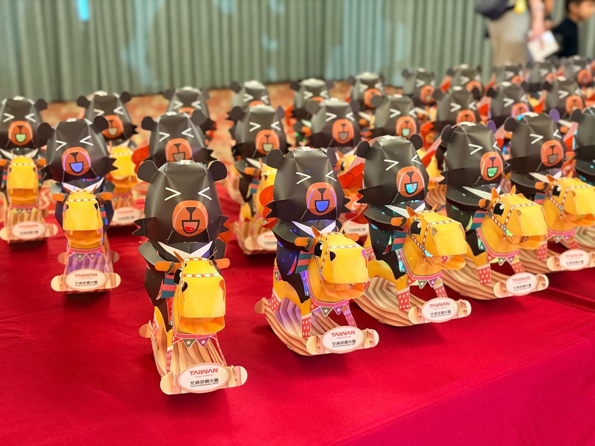 嘉義縣「2026台灣燈會」主燈暨小提燈亮相! 嘉義縣「2026台灣燈會」主燈暨小提燈亮相!