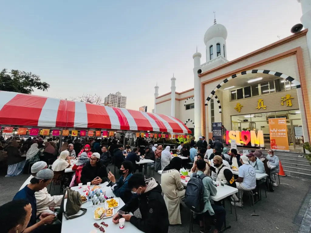 虔誠迎接2026(伊曆1447年)RAMADAN齋戒月 台中清真寺積極籌辦「開齋飯服務」倡導善功與美德 虔誠迎接2026(伊曆1447年)RAMADAN齋戒月 台中清真寺積極籌辦「開齋飯服務」倡導善功與美德