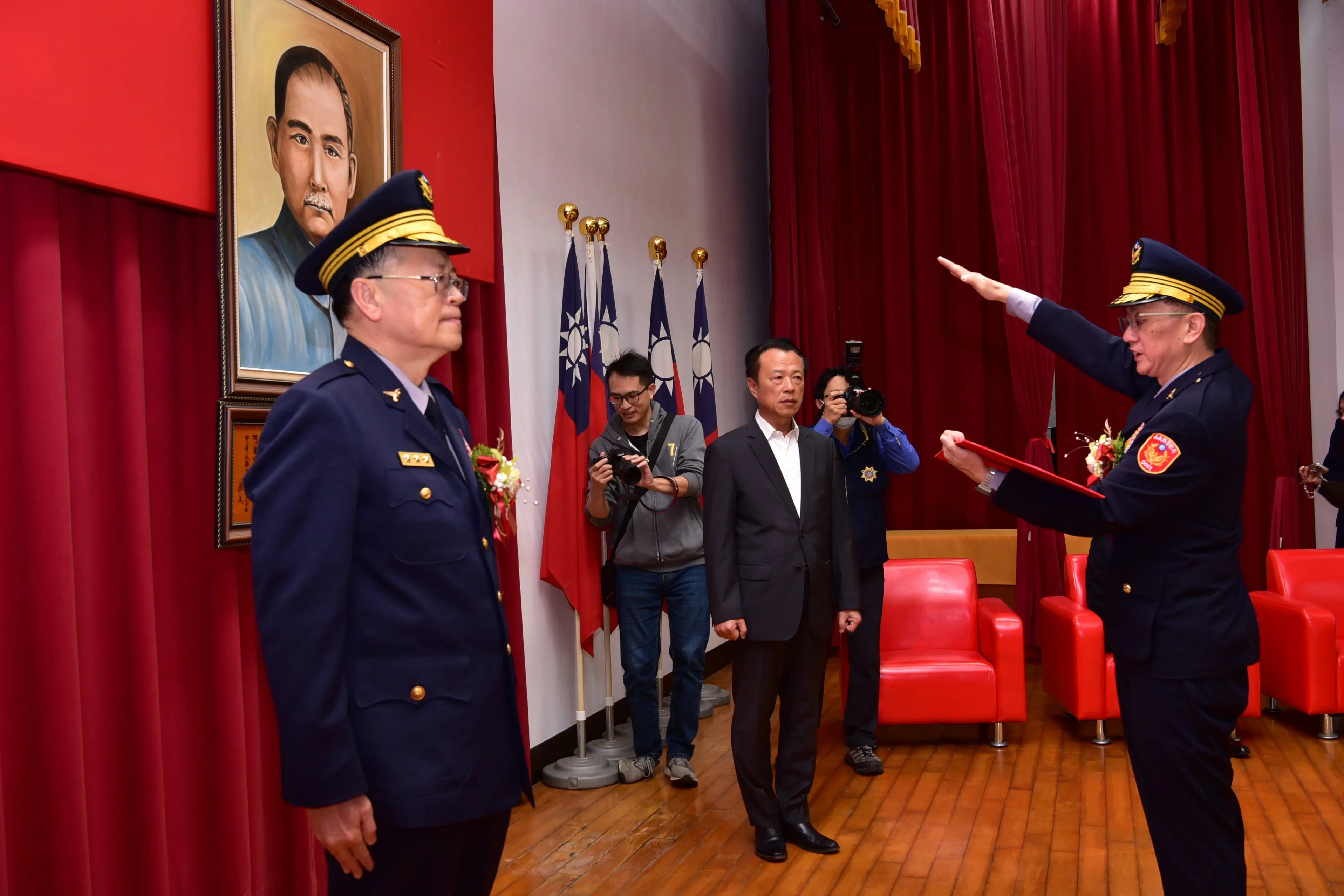 古瑞麟接任嘉義縣警察局長 翁章梁見證交接典禮 古瑞麟接任嘉義縣警察局長 翁章梁見證交接典禮