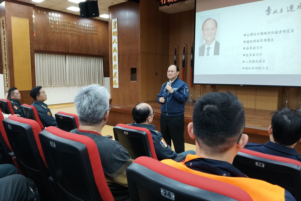 季連成赴國軍高雄總醫院開講 整合軍民醫療量能 季連成赴國軍高雄總醫院開講 整合軍民醫療量能