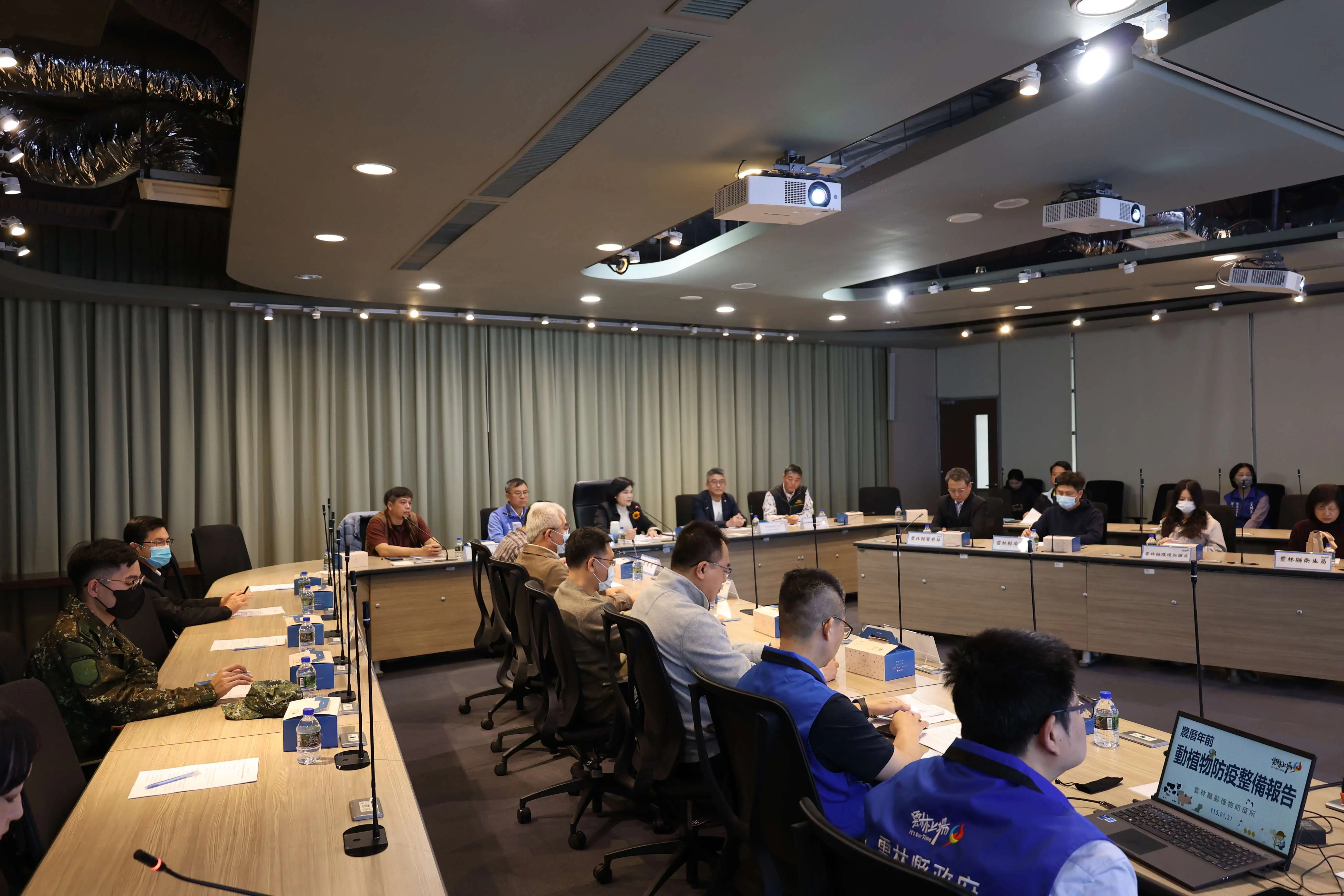 雲縣府召開農曆年前動植物防疫整備會議 守護農畜產業安全 雲縣府召開農曆年前動植物防疫整備會議 守護農畜產業安全