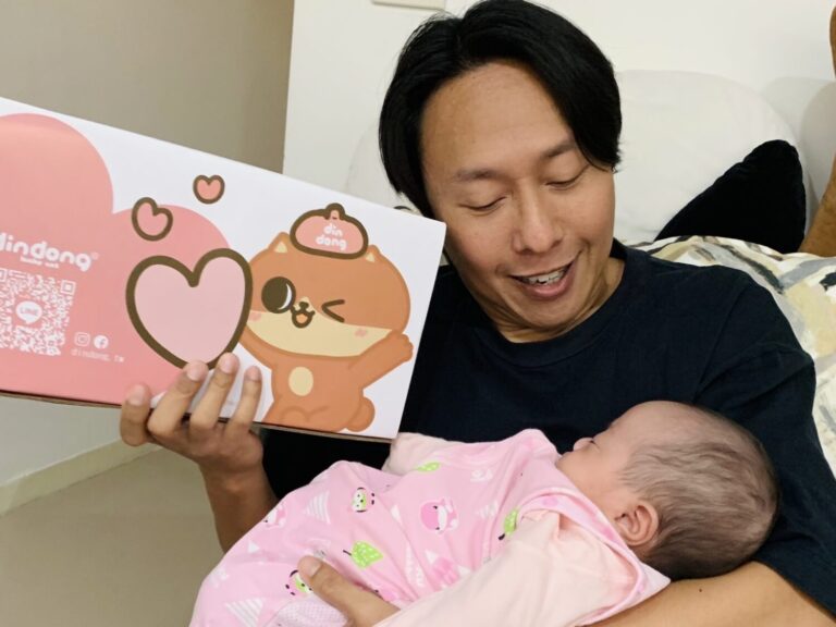 「港仔台爸」張啟樂 樂當「洗屁屁」高手 彌月禮盒搞創意搭配開盲盒