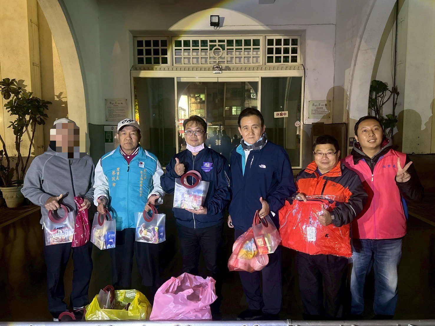 強烈大陸冷氣團來襲　彰化縣政府夜訪街友　啟動低溫關懷