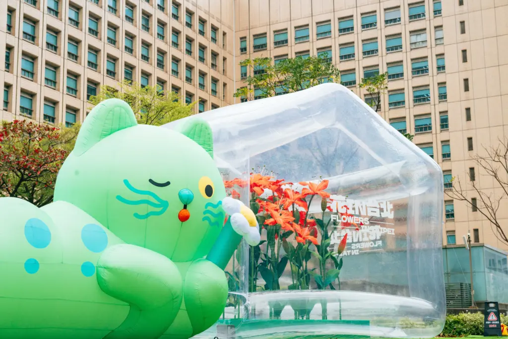 超人氣插畫角色「喵喵」化身巨偶 北市府廣場必拍打卡點 超人氣插畫角色「喵喵」化身巨偶 北市府廣場必拍打卡點