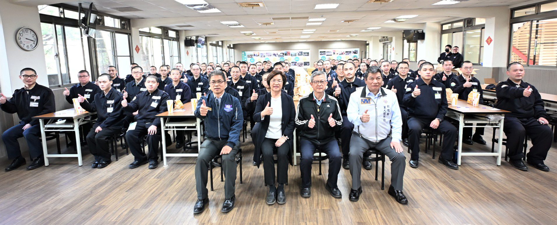 台中成功嶺探視彰化子弟兵　盼立定志向　冶煉身心