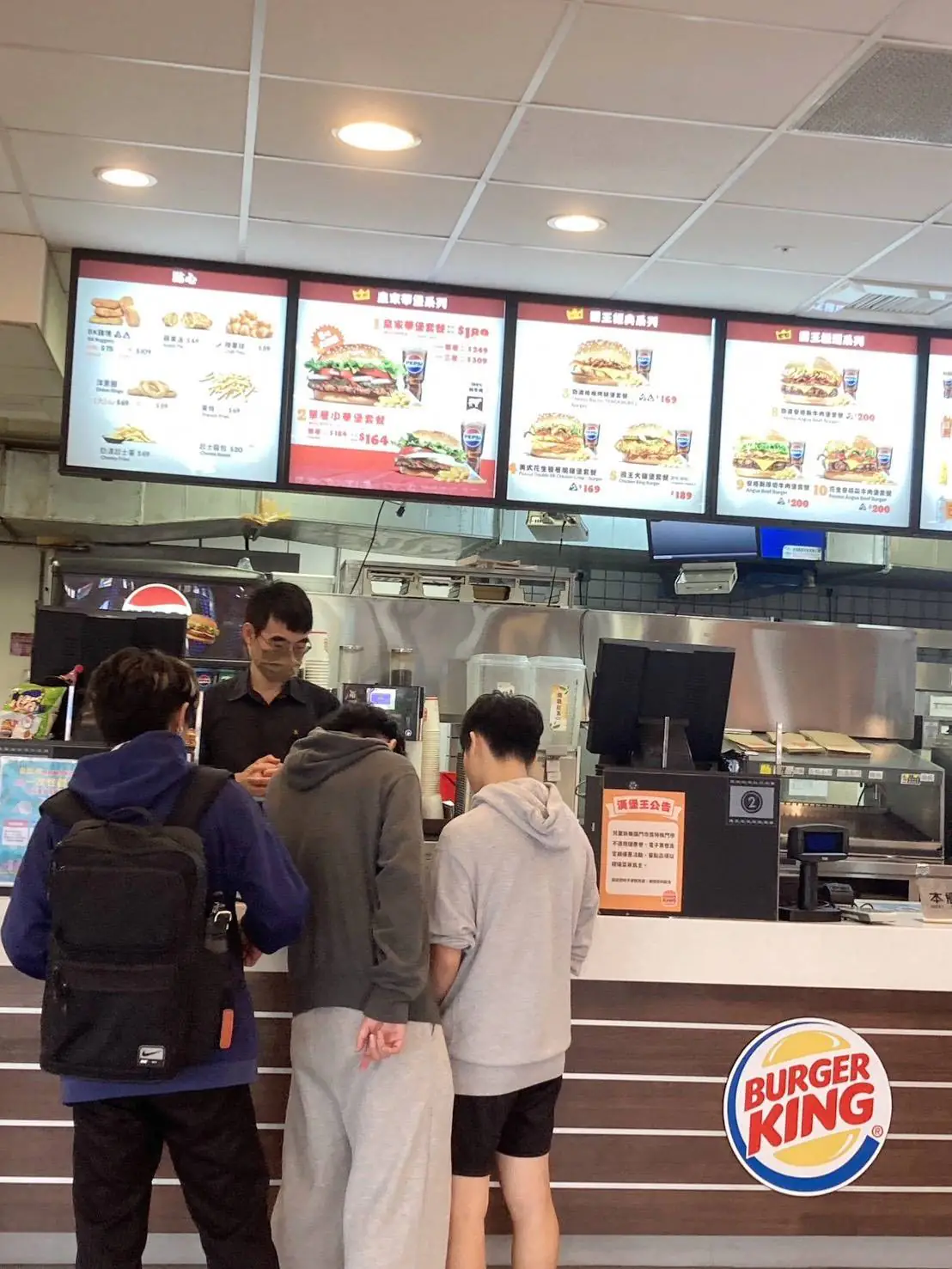 中美洲友邦美食餐車巡迴啟程 林佳龍偕大使群聚兒童新樂園揭幕 中美洲友邦美食餐車巡迴啟程 林佳龍偕大使群聚兒童新樂園揭幕