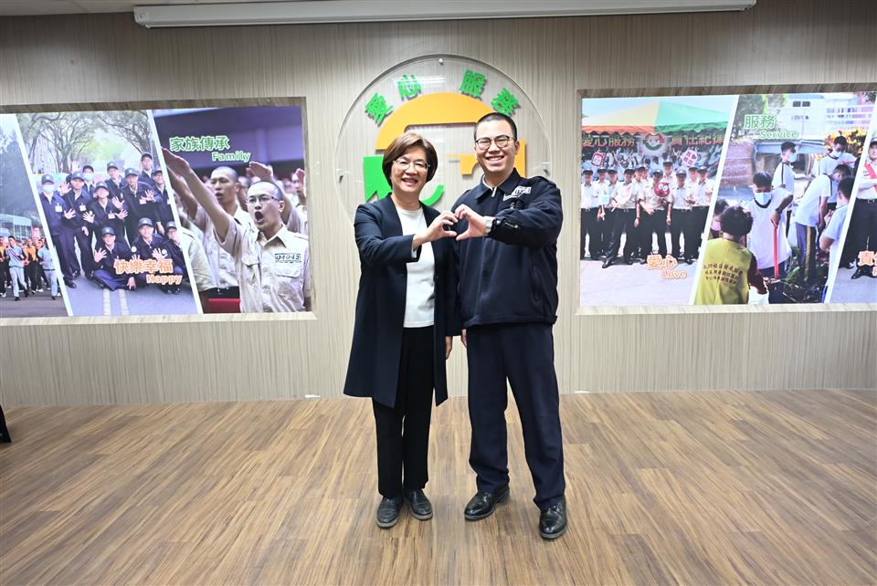 台中成功嶺探視彰化子弟兵　盼立定志向　冶煉身心