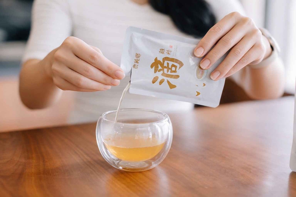 昆凌代言農純鄉滴雞精 溫柔撐起全家日常 昆凌代言農純鄉滴雞精 溫柔撐起全家日常