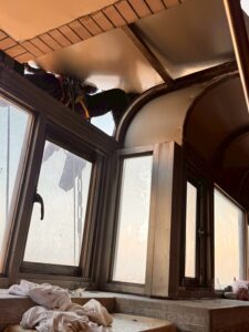 新北市淡水區社區外牆採光罩更新工程施工