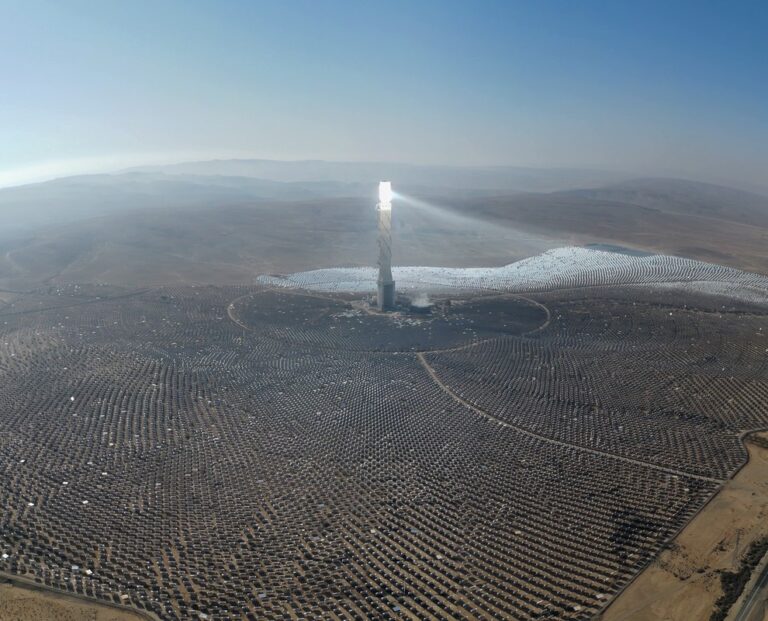 以色列再生能源交易金額破45億新謝克爾 AI用電需求推升綠能樞紐地位