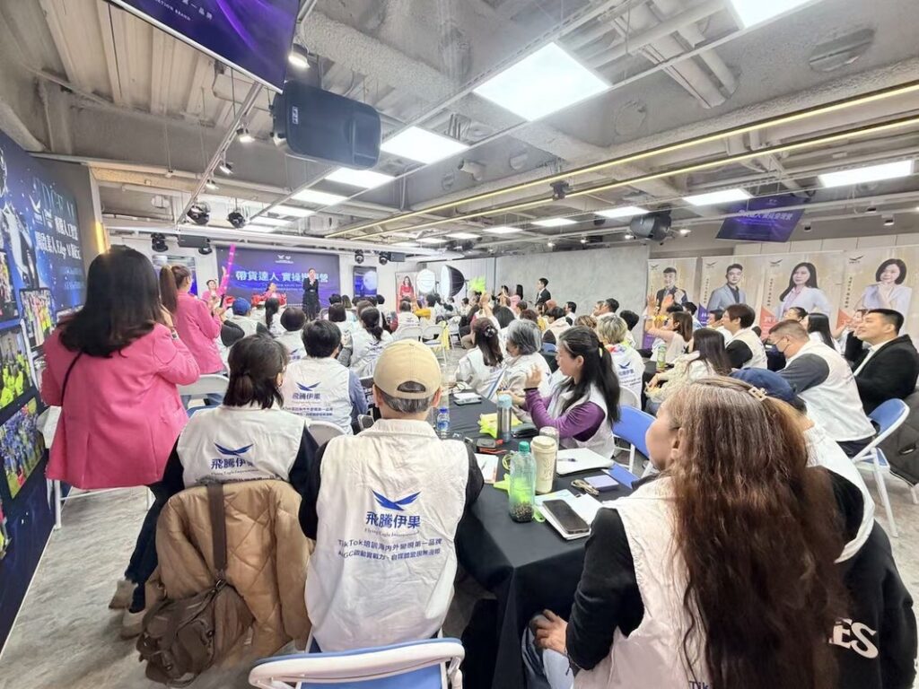 年後轉職潮提前發酵?AI 自媒體成上班族第二收入新解方 年後轉職潮提前發酵?AI 自媒體成上班族第二收入新解方