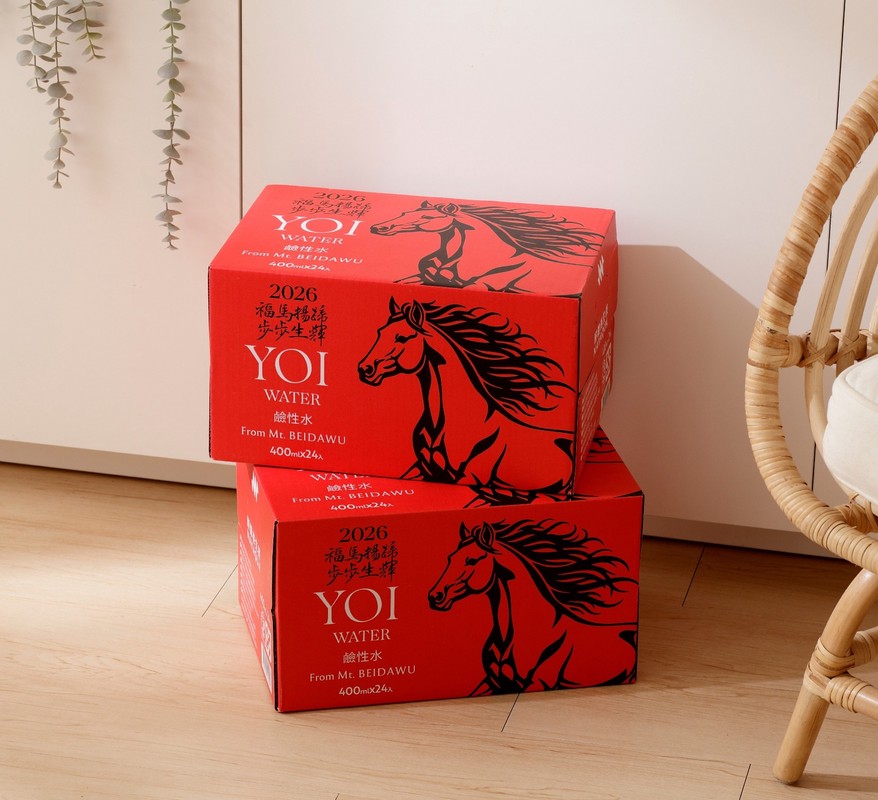 開運囤水也能抽黃金!YOI WATER鹼性水馬年限定 momo獨家登場 開運囤水也能抽黃金!YOI WATER鹼性水馬年限定 momo獨家登場