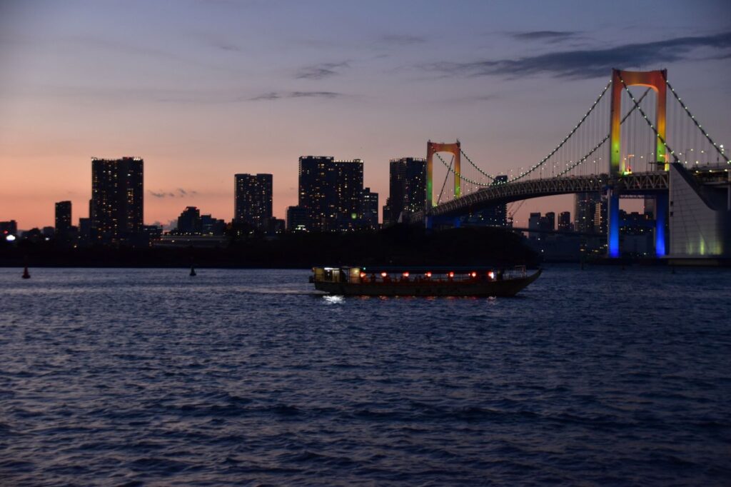 東京「海上特斯拉」強勢登陸！ 三井不動產豪砸重金鎖定「水路TOD」 日本橋、豐洲4月全線貫通 房價、觀光、淨零排放三贏新戰局