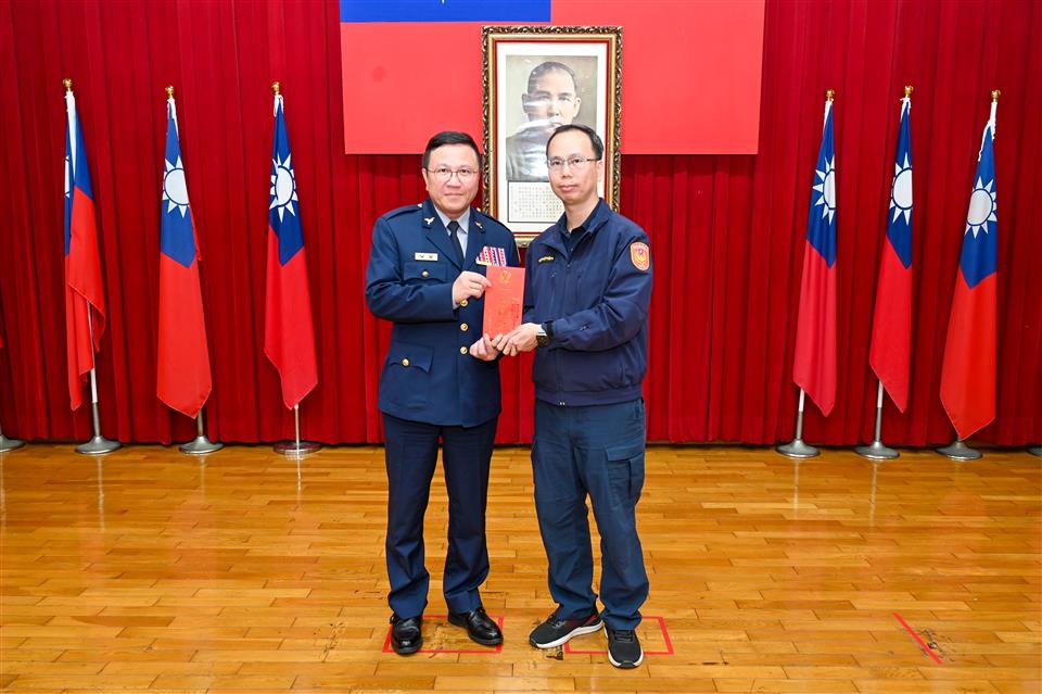 國家級榮耀！芳苑分局家防官姚家興　獲邀總統府接見！