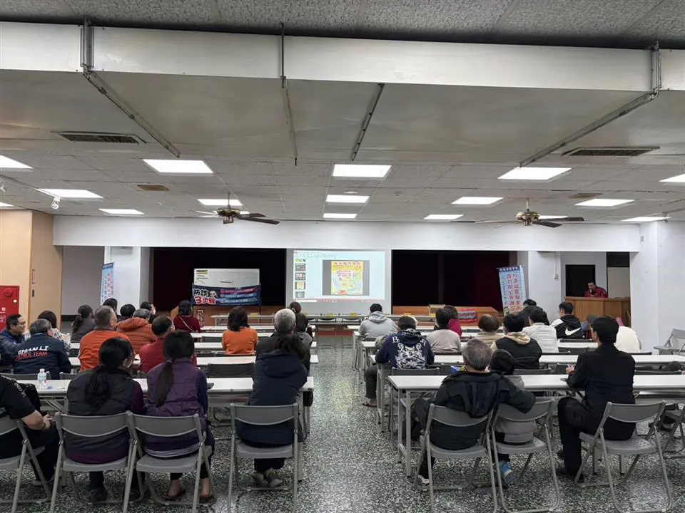 識破詐騙慣用手法　遵守道路交通安全法規　和美分局山犁里社區治安會議　警民合作宣導迴響佳