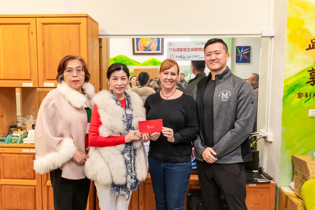 蔡佳欣攜手林孟羽以實際行動傳遞溫柔力量 「公益捐助」為生命築起支持網 蔡佳欣攜手林孟羽以實際行動傳遞溫柔力量 「公益捐助」為生命築起支持網