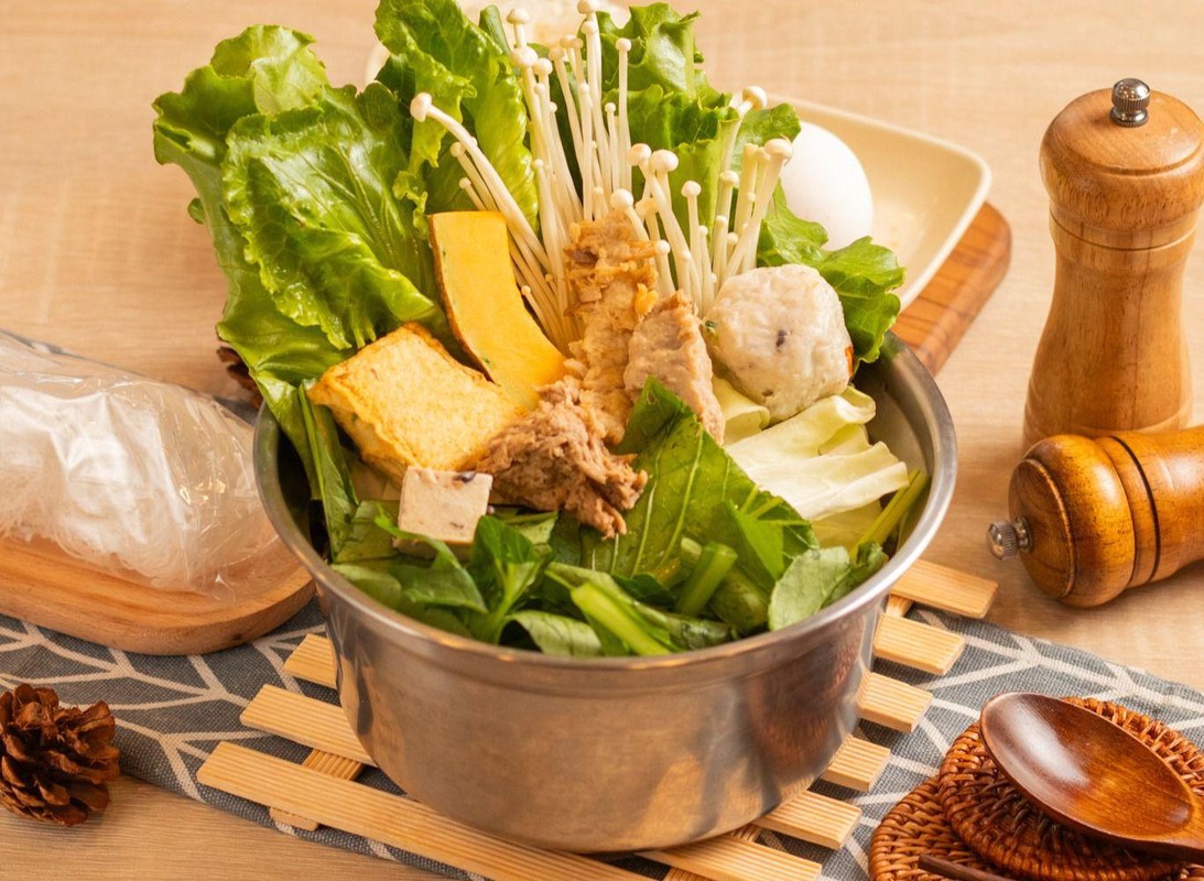 高雄鳳山小火鍋職人:用多年餐飲經驗熬出來的美味鍋物 高雄鳳山小火鍋職人:用多年餐飲經驗熬出來的美味鍋物