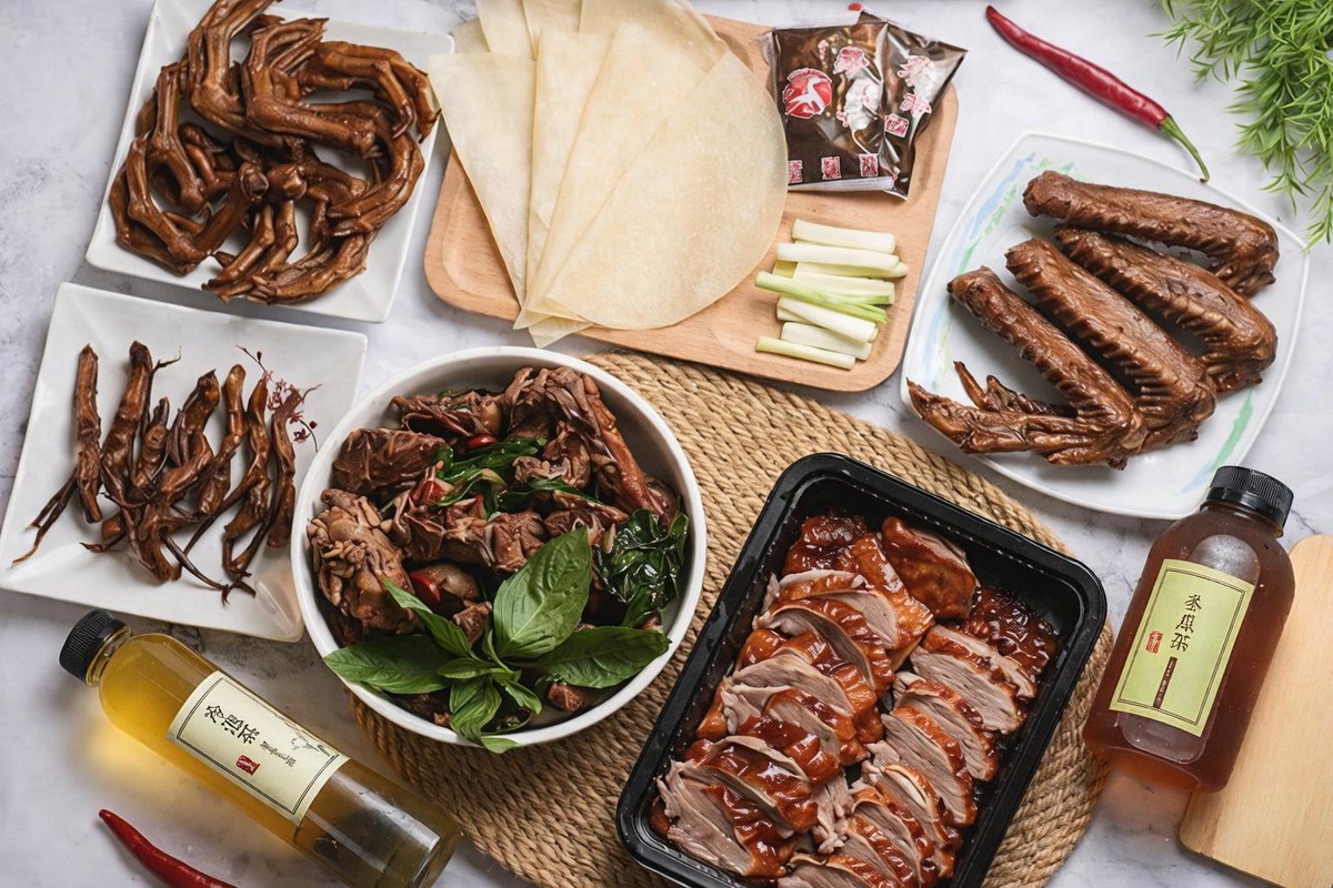 新竹外送美食黑馬!脆皮、片鴨、炒鴨架讓人一吃成主顧的烤鴨名店 新竹外送美食黑馬!脆皮、片鴨、炒鴨架讓人一吃成主顧的烤鴨名店