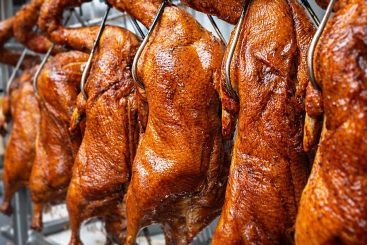 新竹外送美食黑馬!脆皮、片鴨、炒鴨架讓人一吃成主顧的烤鴨名店 新竹外送美食黑馬!脆皮、片鴨、炒鴨架讓人一吃成主顧的烤鴨名店