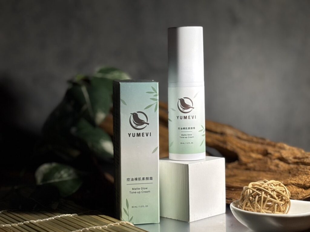 油性肌不想再厚妝?Yumevi優美妍推出清爽型素顏霜 油性肌也能輕盈服貼 油性肌不想再厚妝?Yumevi優美妍推出清爽型素顏霜 油性肌也能輕盈服貼
