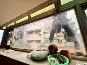 新北市淡水區社區外牆採光罩更新工程施工