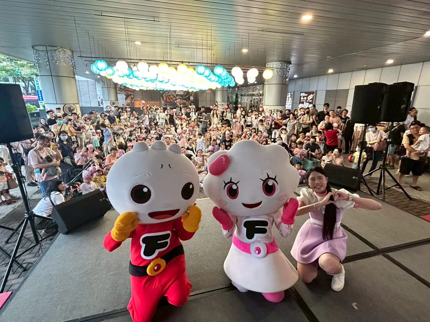 看準寒假檔期人潮 新光三越高雄左營店 同步推出「最強企劃-寒假玩樂護照」 看準寒假檔期人潮 新光三越高雄左營店 同步推出「最強企劃-寒假玩樂護照」