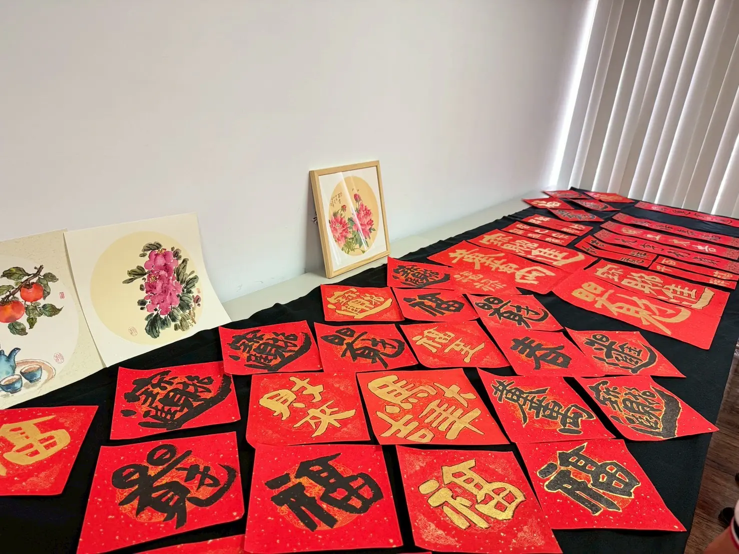 創世攜手高都同濟會送暖 捐助10萬元並以書法義賣 力挺「送禮到家」 創世攜手高都同濟會送暖 捐助10萬元並以書法義賣 力挺「送禮到家」