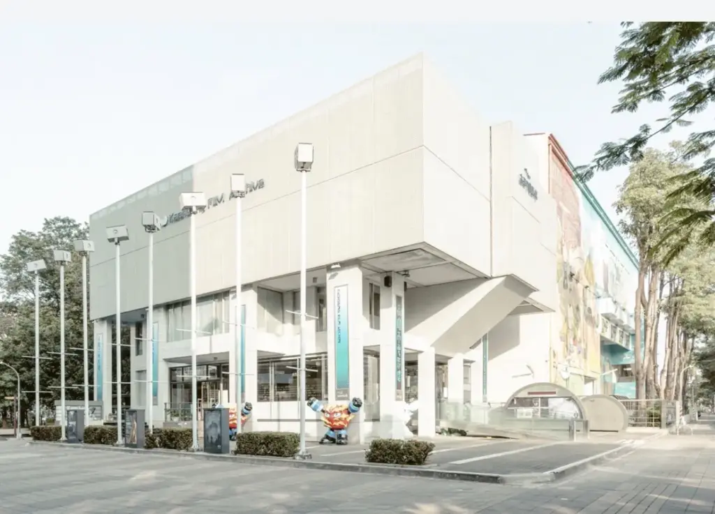 高雄電影館新春強片揭曉 Alex Honnold 徒手登上台北 101 掀熱潮 經典再現《極限攀登》VR 春節特典登場 高雄電影館新春強片揭曉 Alex Honnold 徒手登上台北 101 掀熱潮 經典再現《極限攀登》VR 春節特典登場