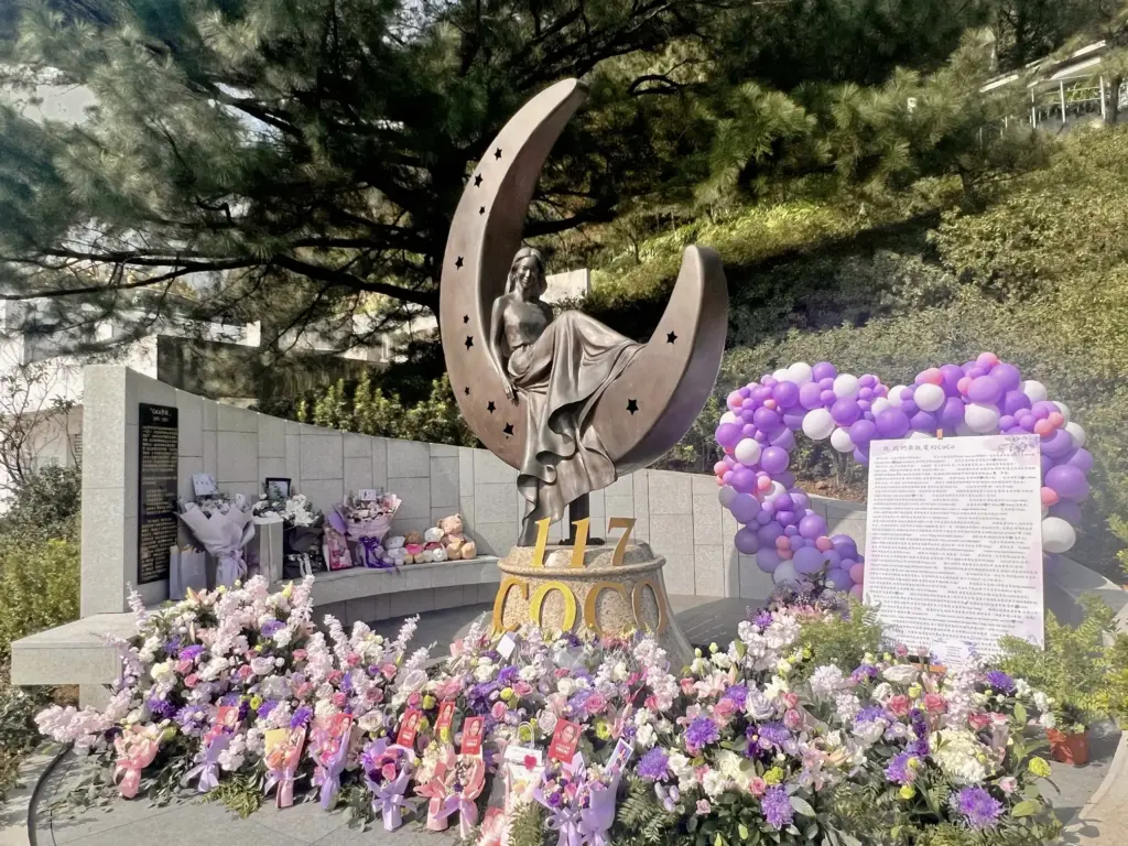 永遠的月光愛人CoCo 李玟逢51歲冥誕 全球歌迷自發紀念活動 永遠的月光愛人CoCo 李玟逢51歲冥誕 全球歌迷自發紀念活動