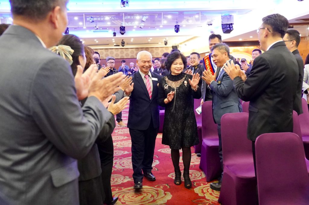 2026國際青年商會全國特友會中區會主席交接 籃原達主席領航 延續青商精神 繼續發光發亮! 2026國際青年商會全國特友會中區會主席交接 籃原達主席領航 延續青商精神 繼續發光發亮!