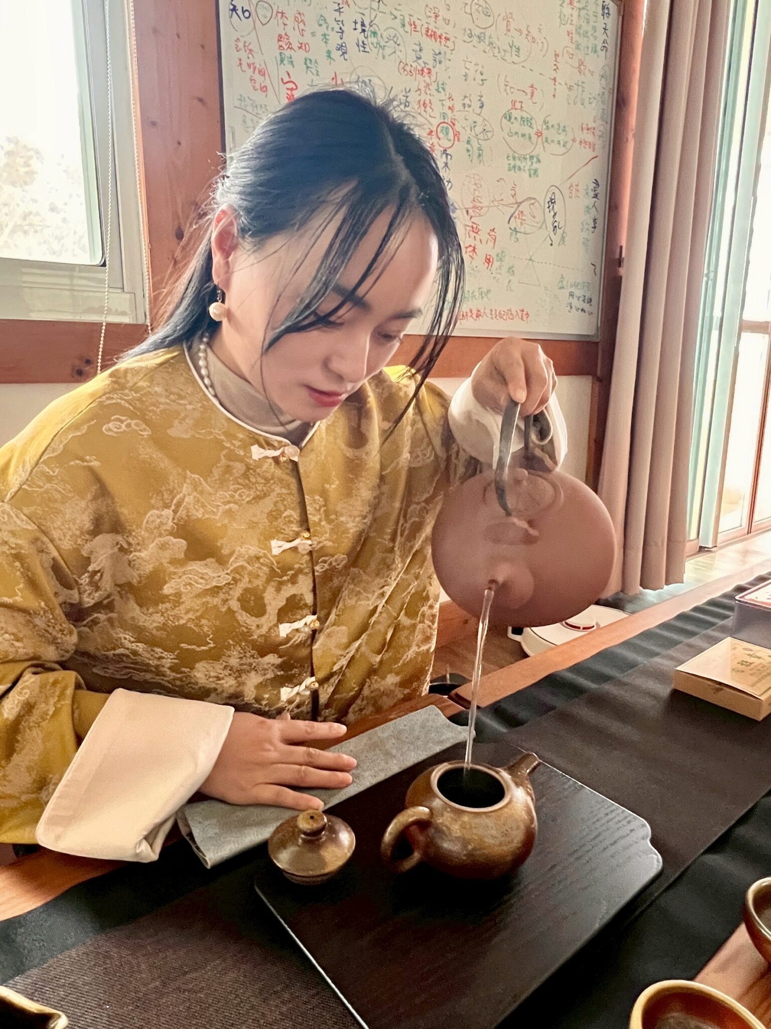 茶道、頌缽共構靜心療癒 「人體氣場能量」職業工會舉辦VIP茶席交流 茶道、頌缽共構靜心療癒 「人體氣場能量」職業工會舉辦VIP茶席交流