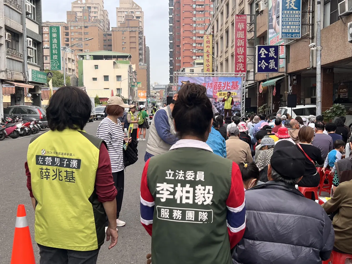 跨派系破冰:左楠區 薛兆基撕開藍綠界線,強勢突圍 跨派系破冰:左楠區 薛兆基撕開藍綠界線,強勢突圍