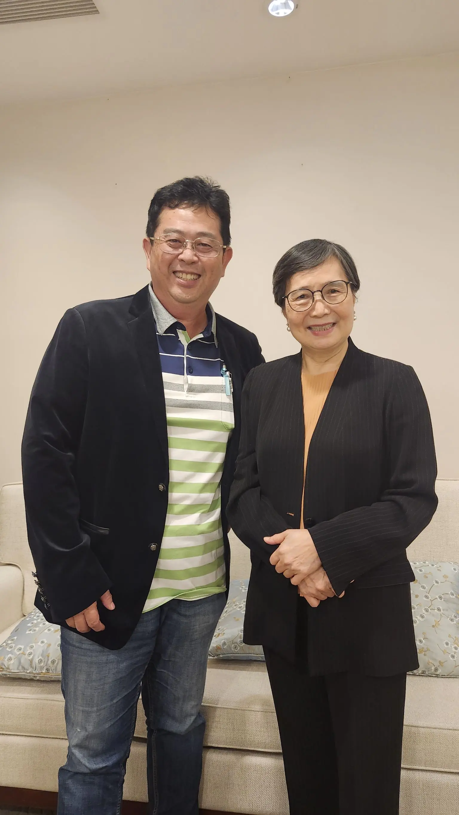 左楠議員初選倒數 葉菊蘭:薛兆基,當時轉任辦公室主任「意義重大」 左楠議員初選倒數 葉菊蘭:薛兆基,當時轉任辦公室主任「意義重大」