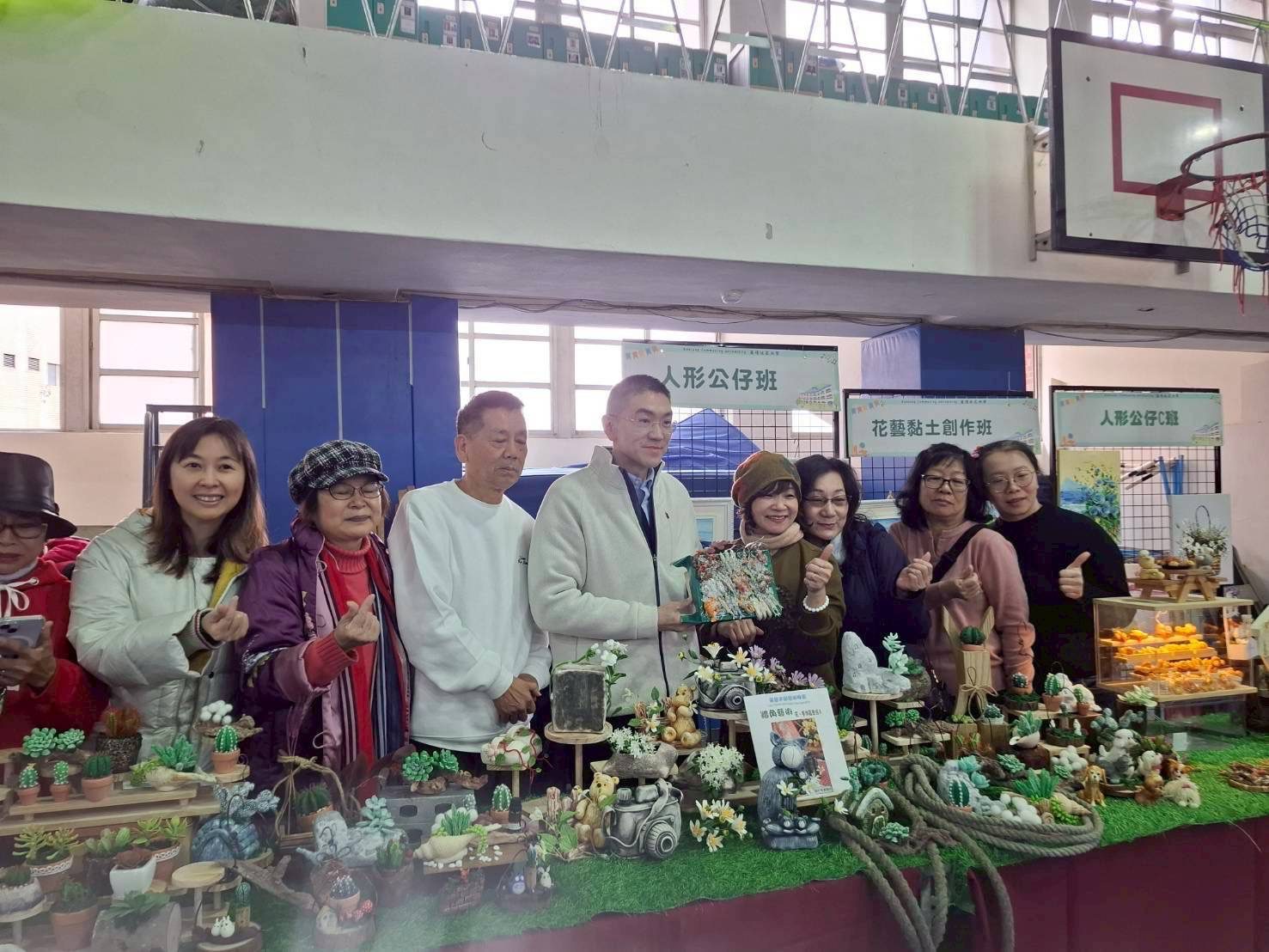 社大育才有成　謝國樑勉勵讓基隆更有愛