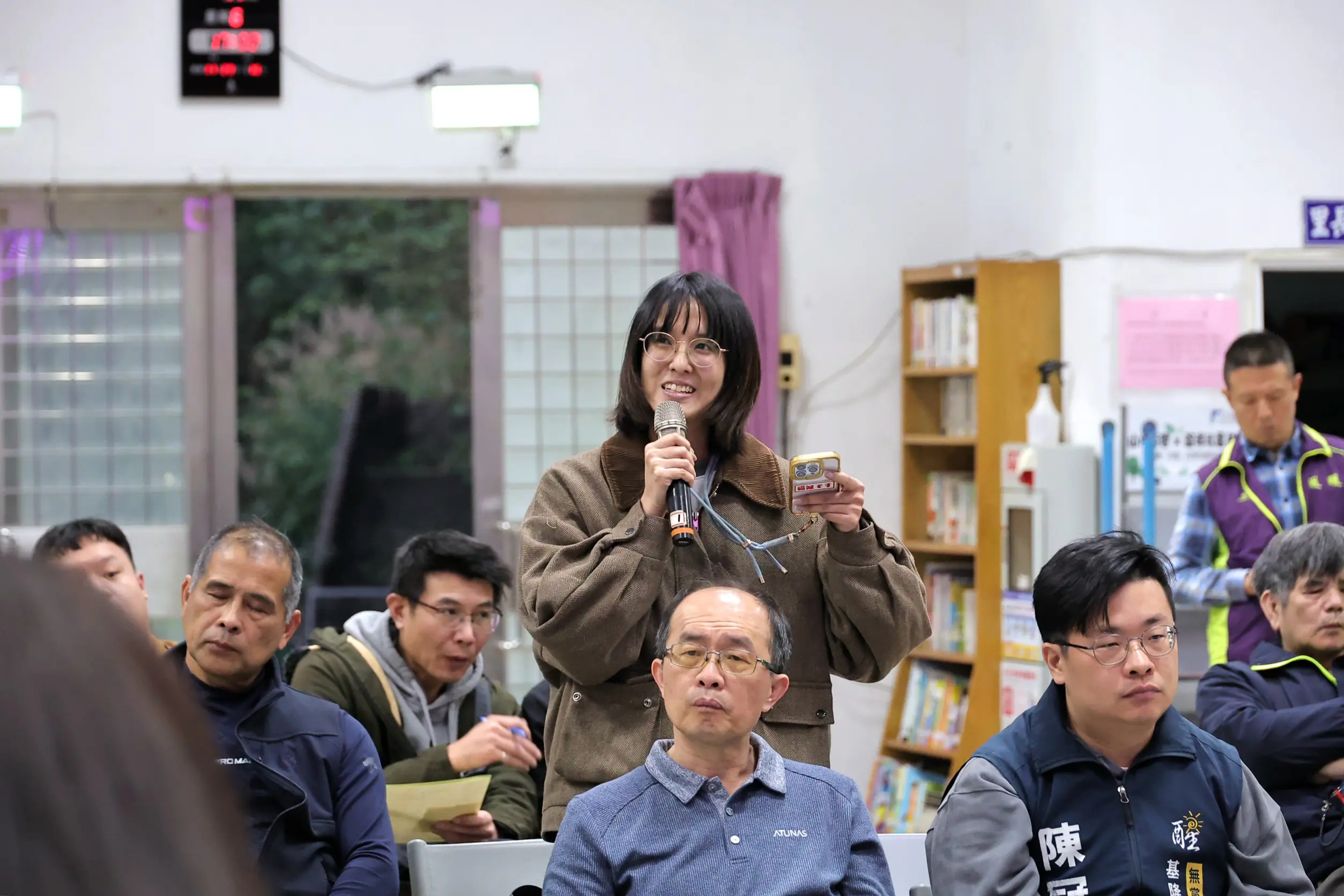 基隆公民座談走入暖暖 謝國樑率局處主管面對面回應在地需求 基隆公民座談走入暖暖 謝國樑率局處主管面對面回應在地需求