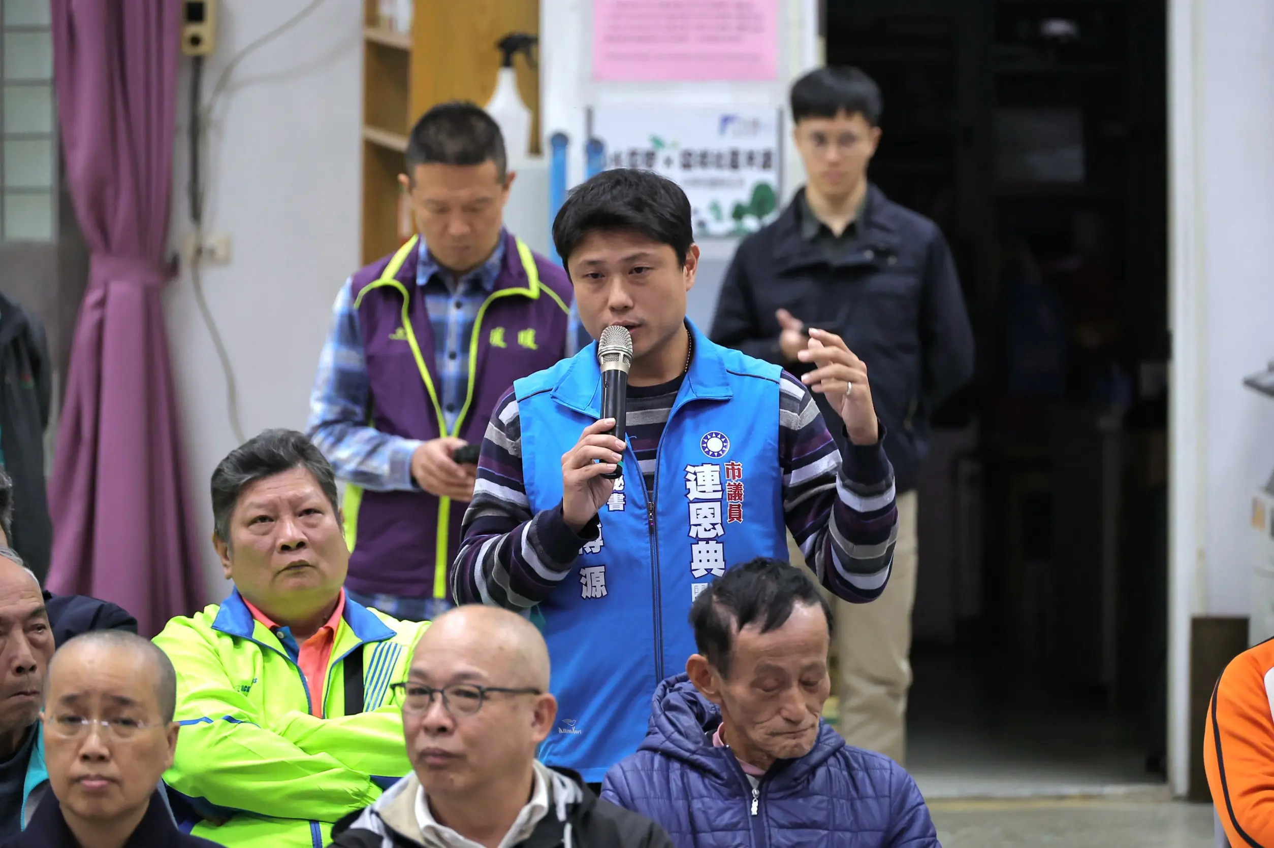 基隆公民座談走入暖暖 謝國樑率局處主管面對面回應在地需求 基隆公民座談走入暖暖 謝國樑率局處主管面對面回應在地需求