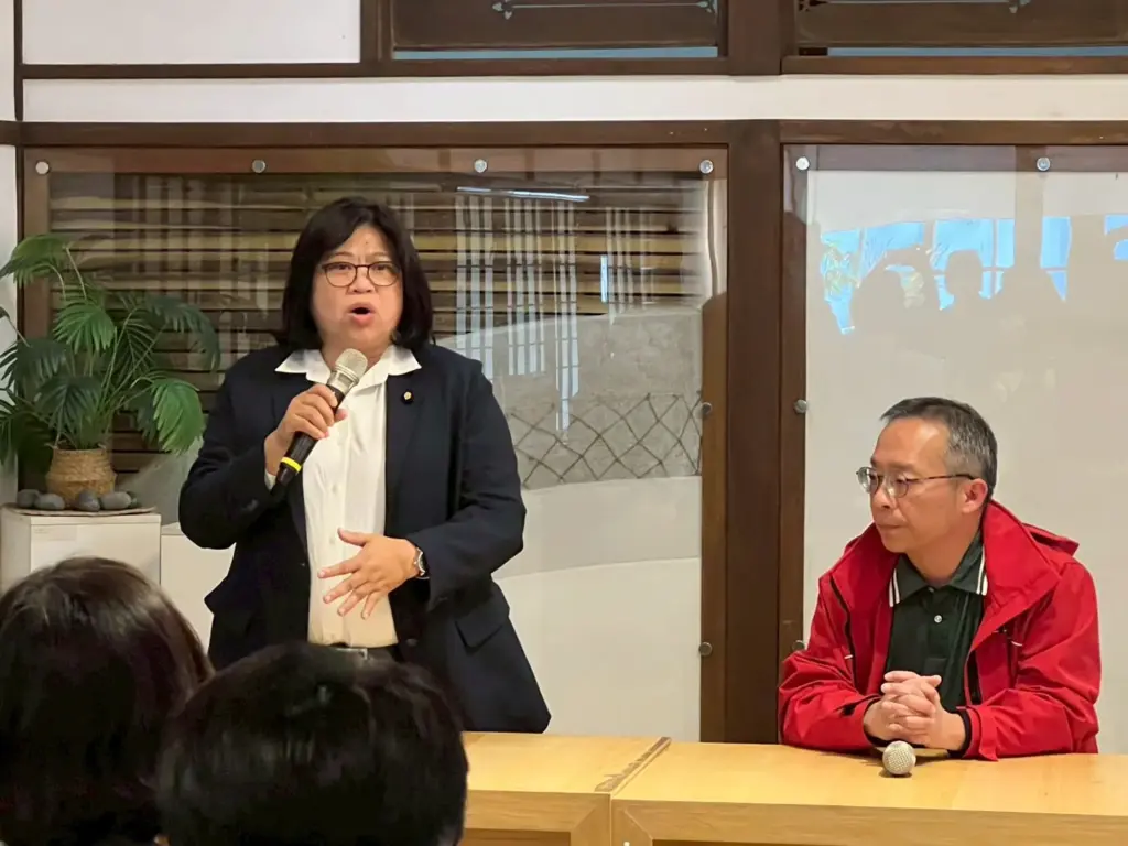 王美惠協調檜意森活村營運權爭議 農業部承諾優先保障店家權益 王美惠協調檜意森活村營運權爭議 農業部承諾優先保障店家權益