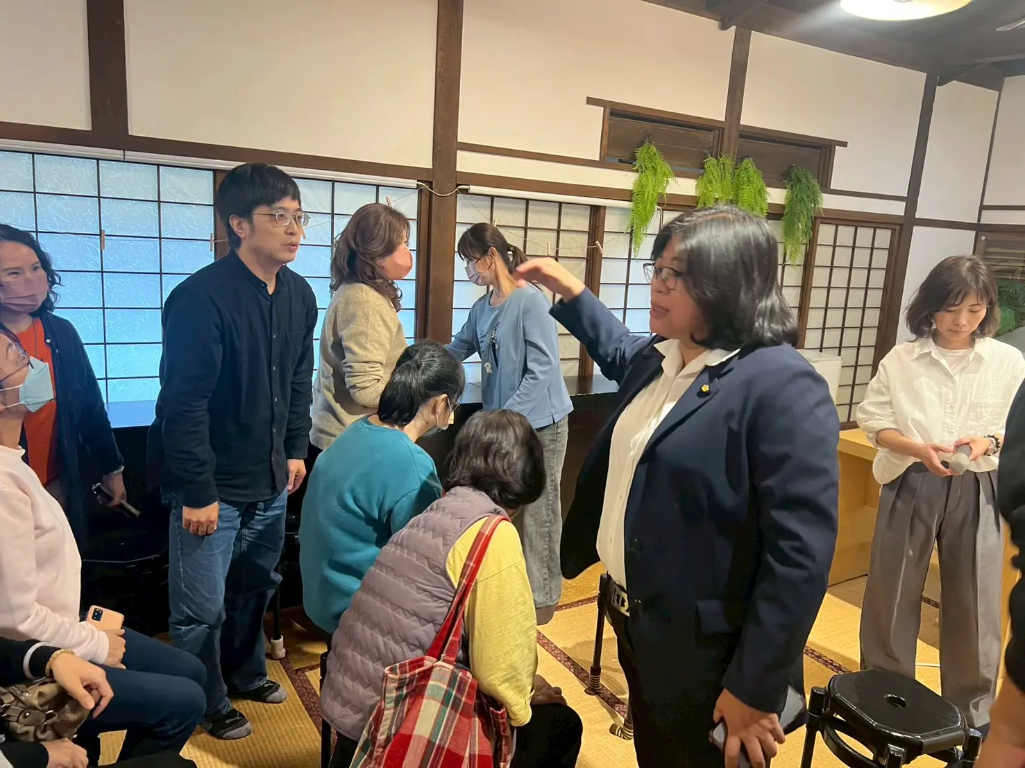 王美惠協調檜意森活村營運權爭議 農業部承諾優先保障店家權益 王美惠協調檜意森活村營運權爭議 農業部承諾優先保障店家權益