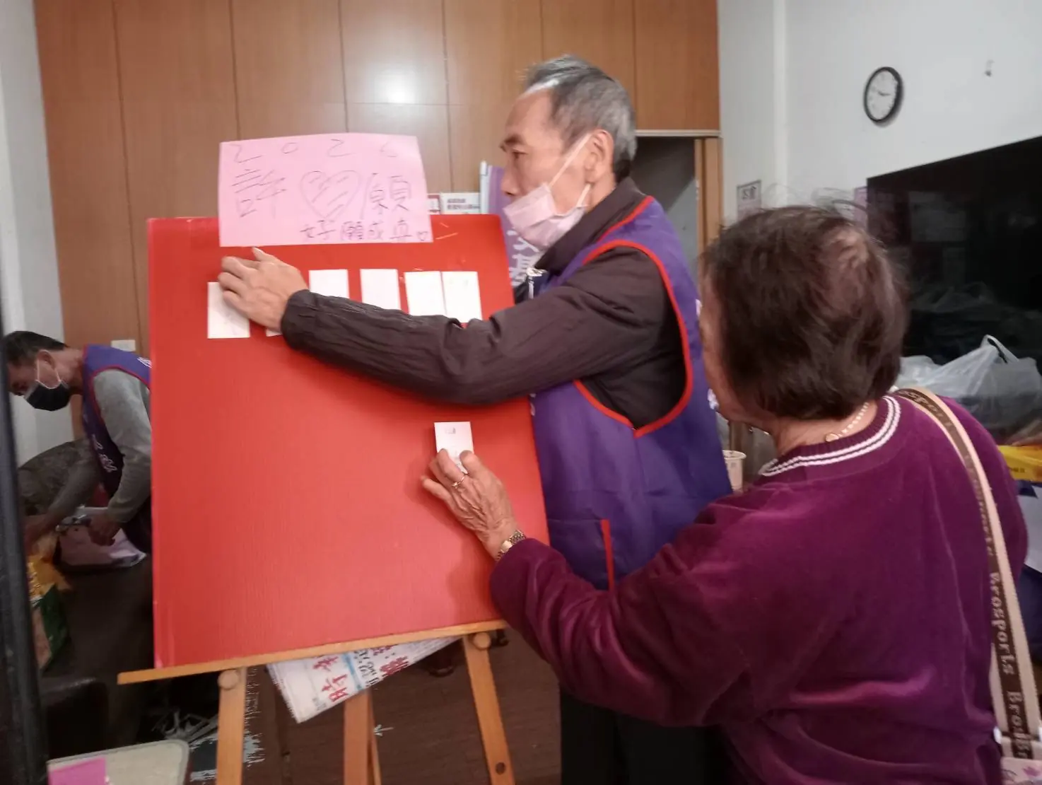 大寒「寒風無情 暖餐有愛」人安基金會南投平安站 溫暖寒士心 大寒「寒風無情 暖餐有愛」人安基金會南投平安站 溫暖寒士心