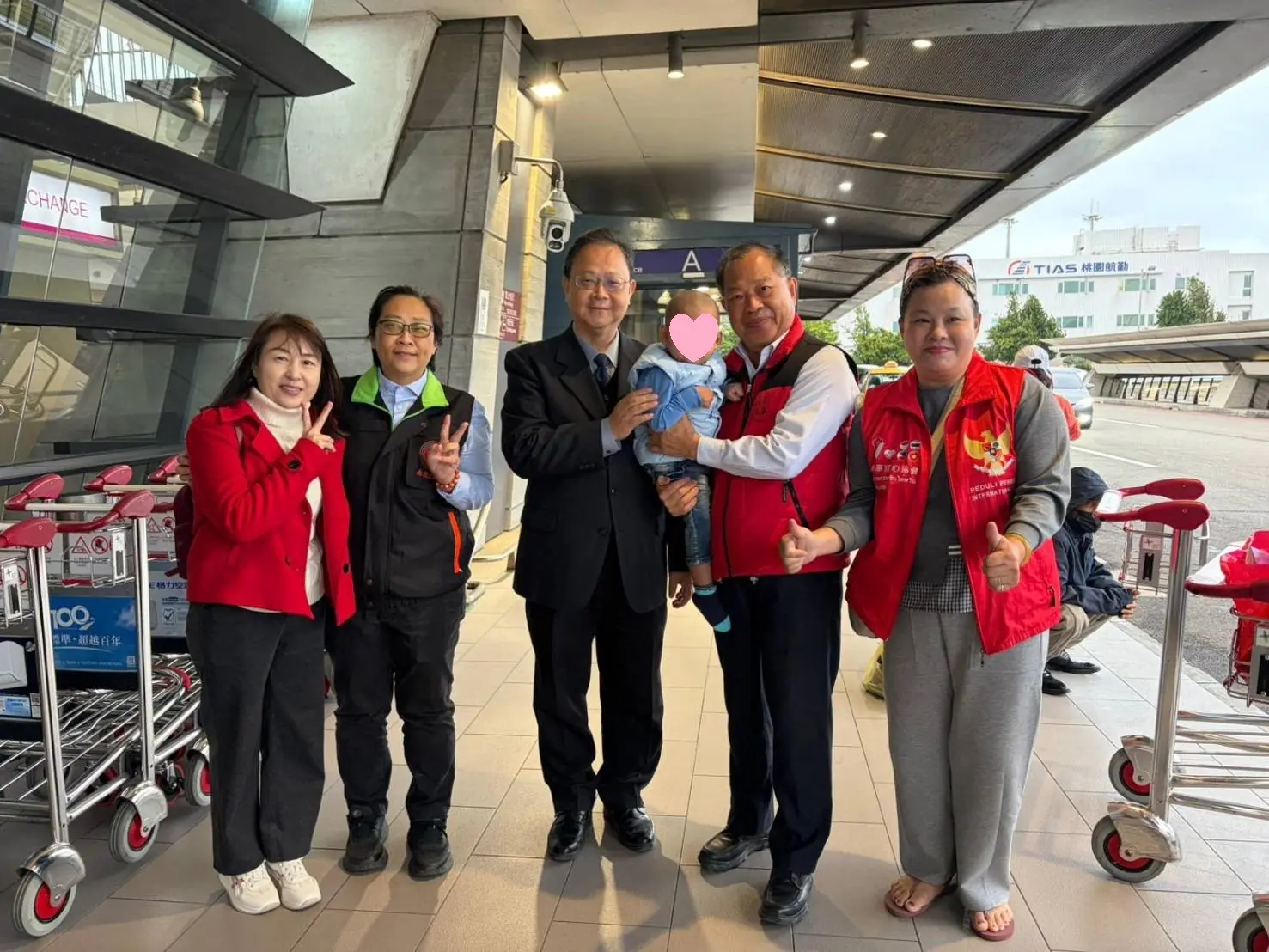 南投地檢署攜手犯保南投分會 一路相伴送印尼籍被害寶寶返鄉 並結合印尼慈濟啟動跨國共善保護服務 南投地檢署攜手犯保南投分會 一路相伴送印尼籍被害寶寶返鄉 並結合印尼慈濟啟動跨國共善保護服務